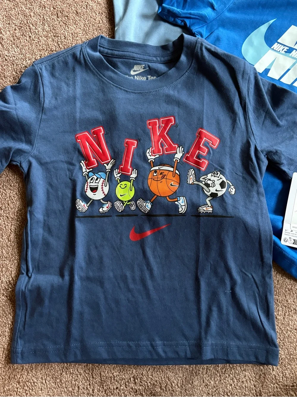 Nike Kids Boys lot set bundle of 4 graphic tshirts size 4 athletic sports NWT